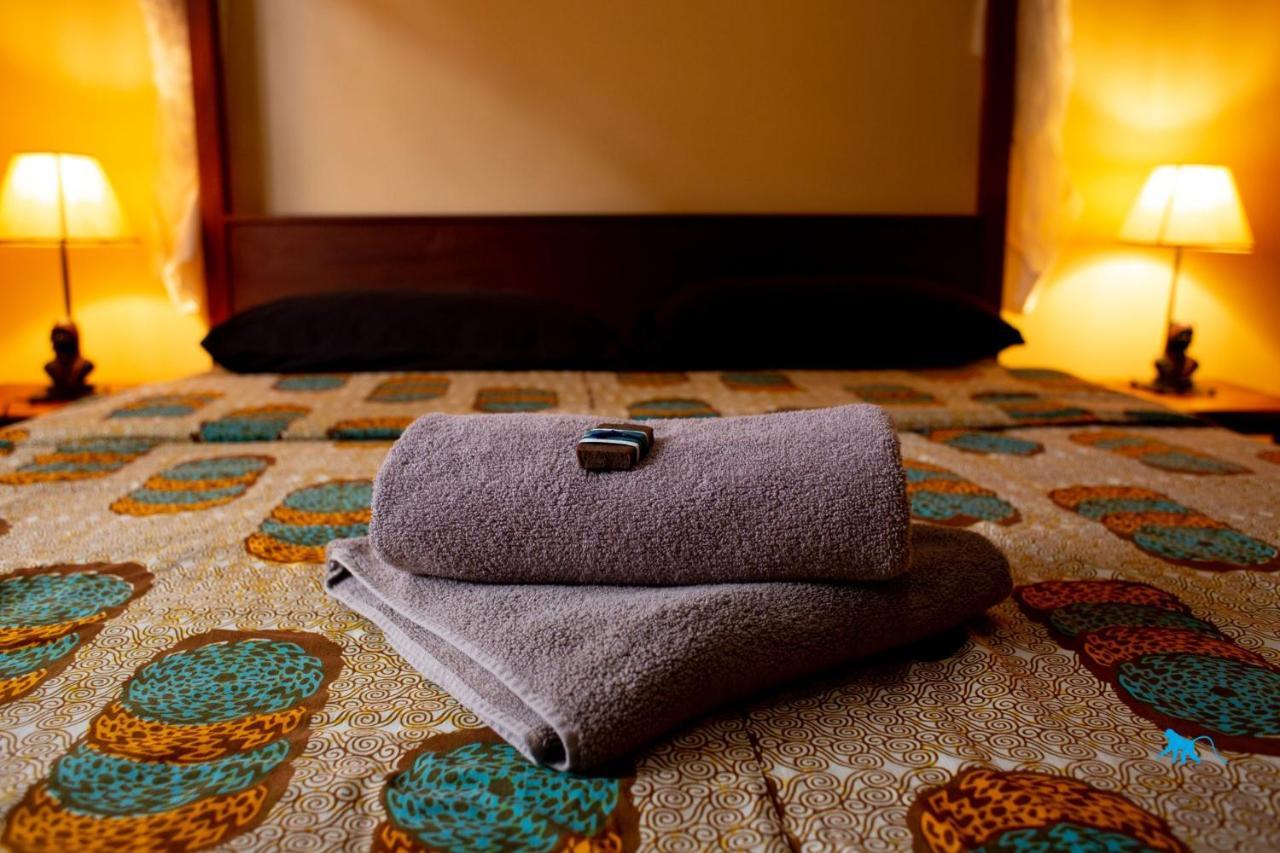 Bluemonkey Guesthouse エンテベ エクステリア 写真