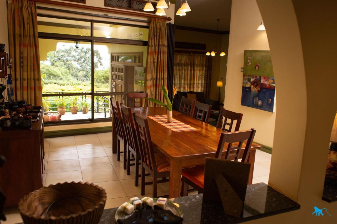 Bluemonkey Guesthouse エンテベ エクステリア 写真
